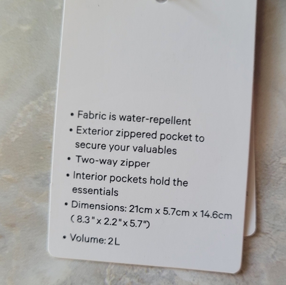 Lululemon Everywhere Belt Bag Large 2L Black - New - Picture 5 of 5